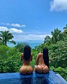 bonus_butts_11274.jpg