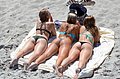 bonus_butts_8220.jpg