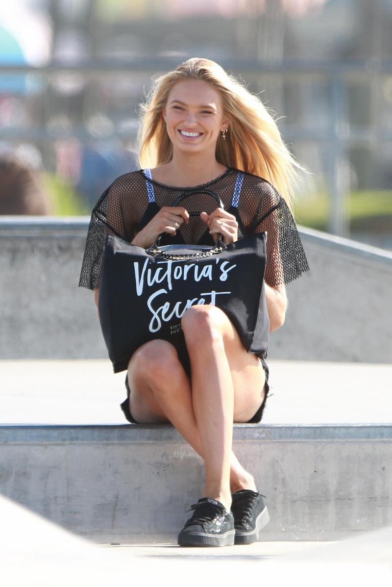 Pictures Of Victoria S Secret Model Romee Strijd