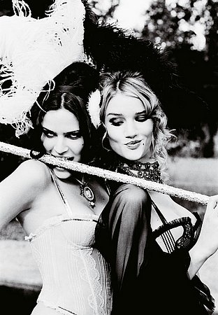 rosie_huntington_whiteley_08.jpg