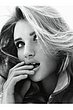 rosie_huntington_whiteley_03.jpg