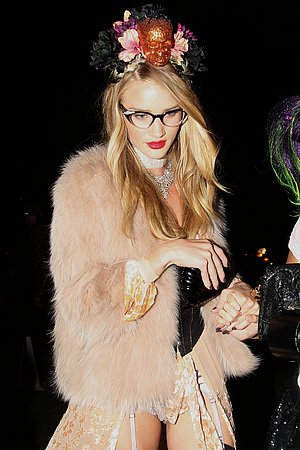 celebs_at_halloween_2012_30.jpg